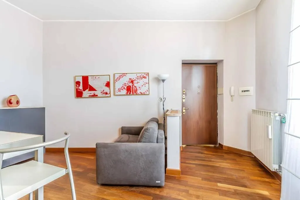 Domusmi Sempione-95 Apartment Milan