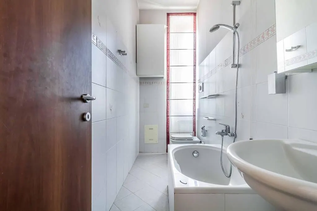 Domusmi Sempione-95 Apartment Milan