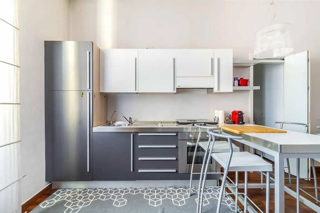 Domusmi Sempione-95 Apartment Milan 0*,  Italy