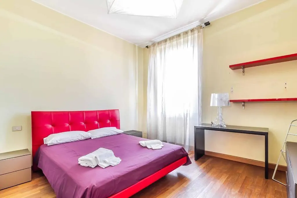 Domusmi Sempione-95 Apartment Milan 0*,  Italy